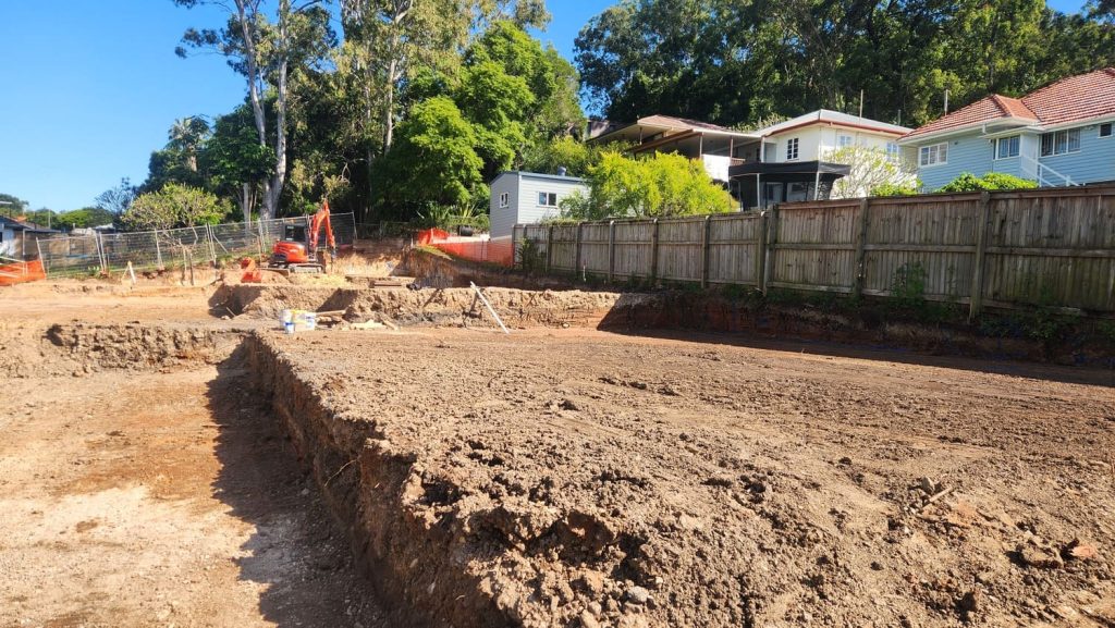 Durawall concrete retaining wall in Tarragindi construction photo